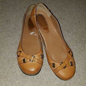 Chinese Laundry tan flats