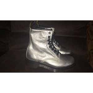 Doc martens silver