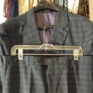 FUBU men suit 42S 36W