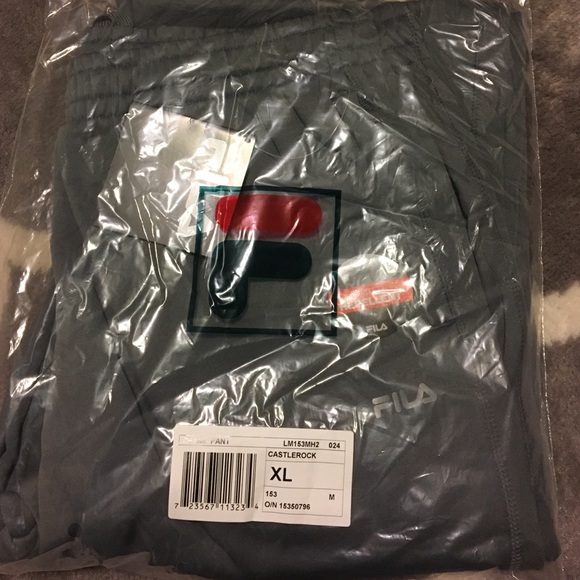 FILA water repellent pants - Picture 1 of 2
