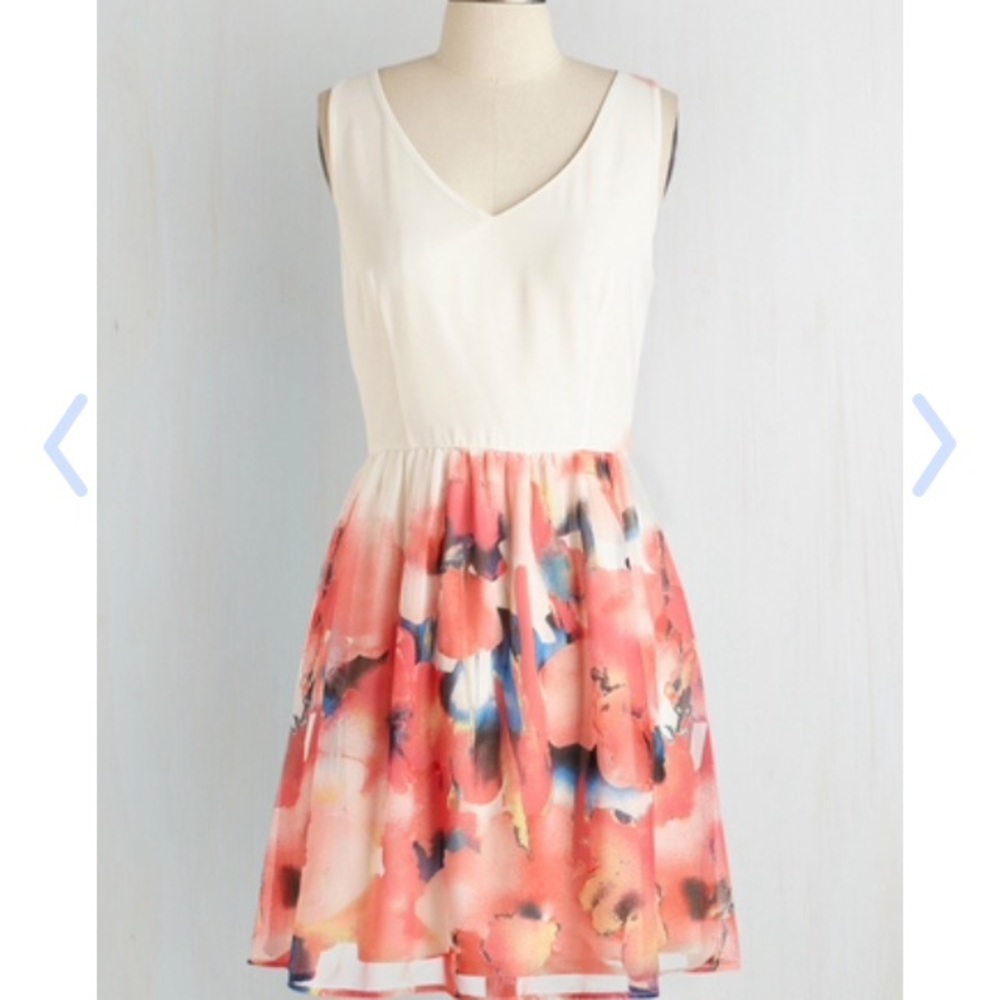 "Paint the Town Fab" L Floral Modcloth Dress