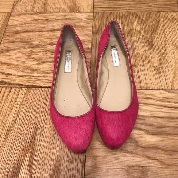 Pink faux fur flats