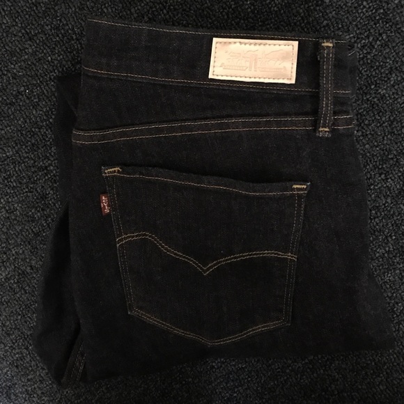 Levi's High Rise Skinny Jeans Dark Wash