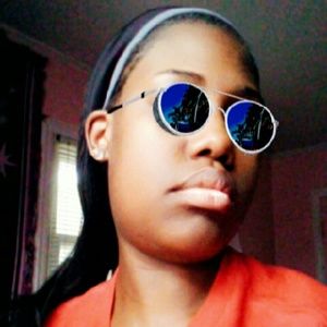 Meet your Posher, Alexus