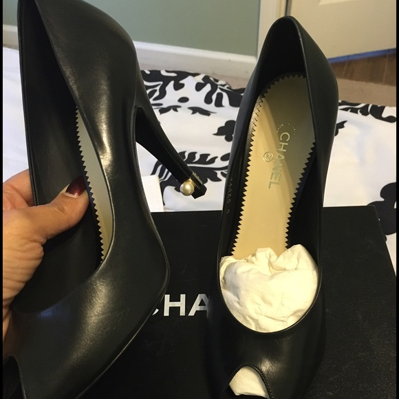 My Chanel shoes new - Picture 2 of 4