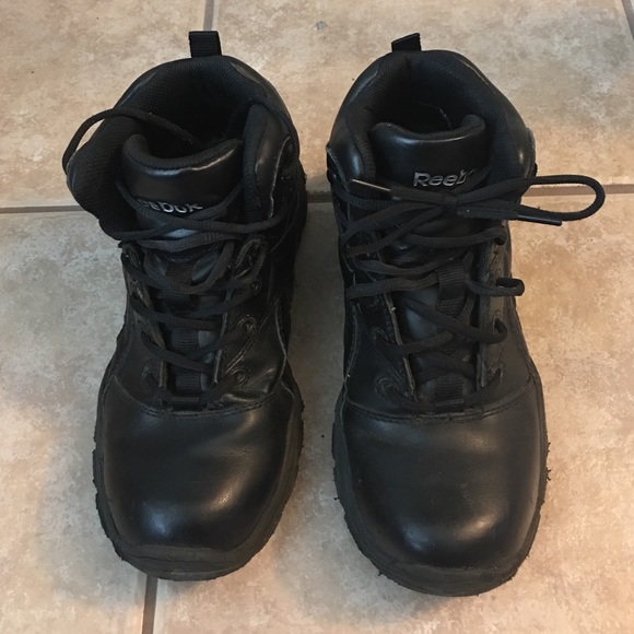 Men's Reebok non slip shoe.