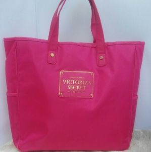 VICTORIA'S SECRET LARGE TOTE. THE SEXIEST ON EARTH