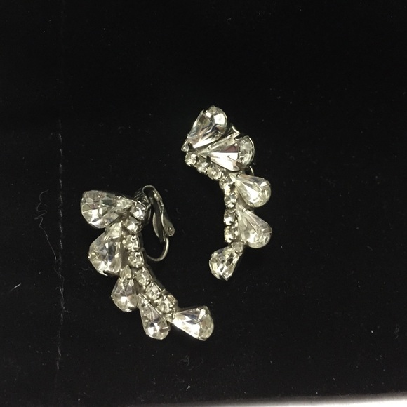 Earrings. Clip on