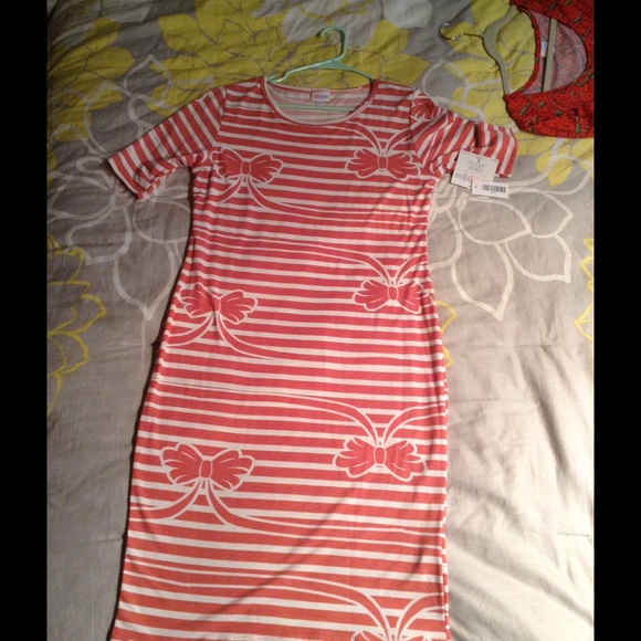 BNWT LuLaRoe Julia Dress
