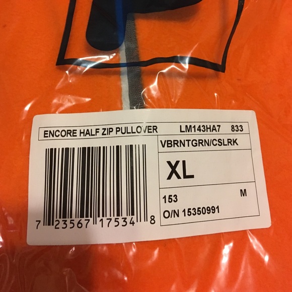 FILA half zip pull over - Picture 2 of 3