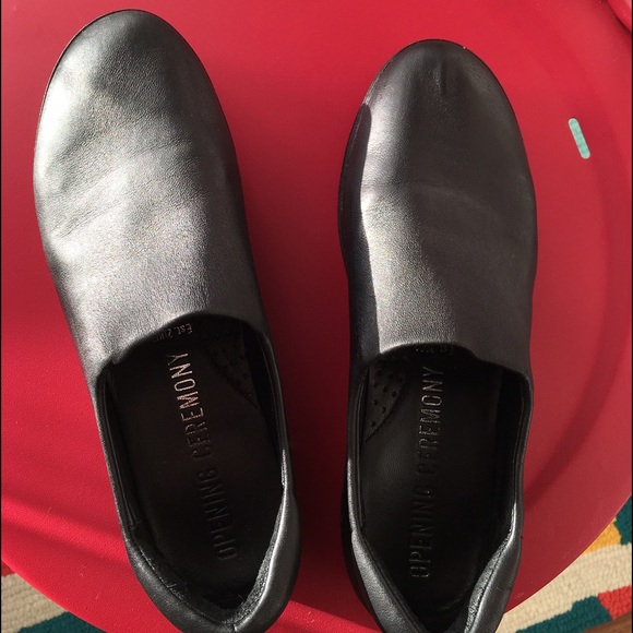 Opening ceremony slip on flats