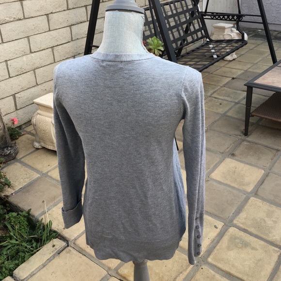 Sweater - Picture 3 of 4