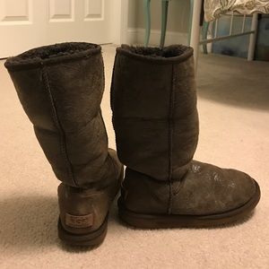 Brown UGGs with metallic design