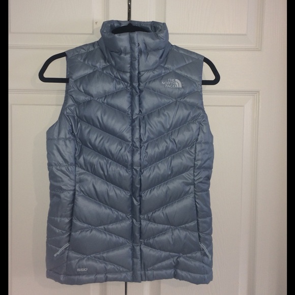 ❄️NWOT NORTH FACE ACONCAGUA COOL BLUE VEST❄️