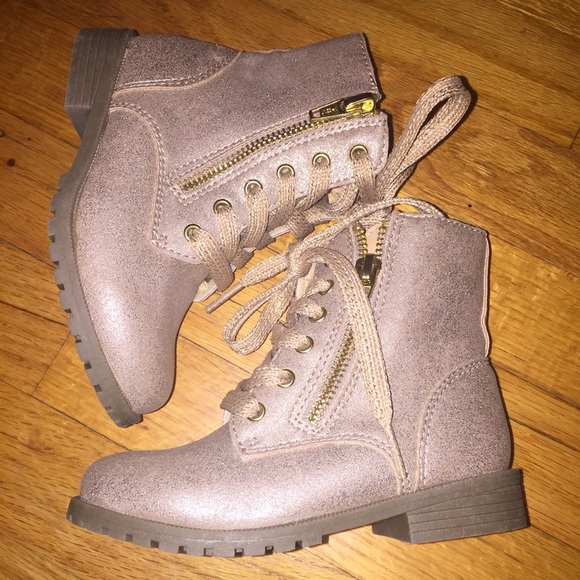 Toddler Gold Sparkly boots