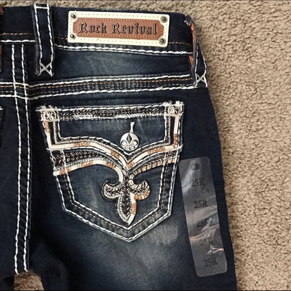 NWT Size 25 Rock Revival Skinny Jeans