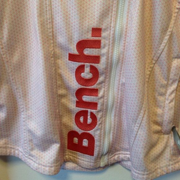 Bench Jacket. Coral Pink Triangle Pattern - image 2