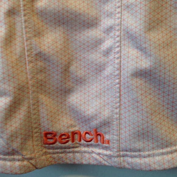 Bench Jacket. Coral Pink Triangle Pattern - image 4