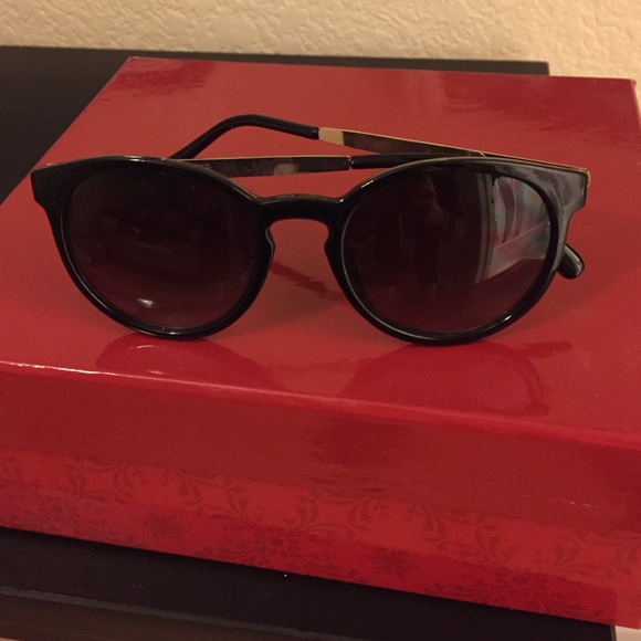 Loft black sunglasses