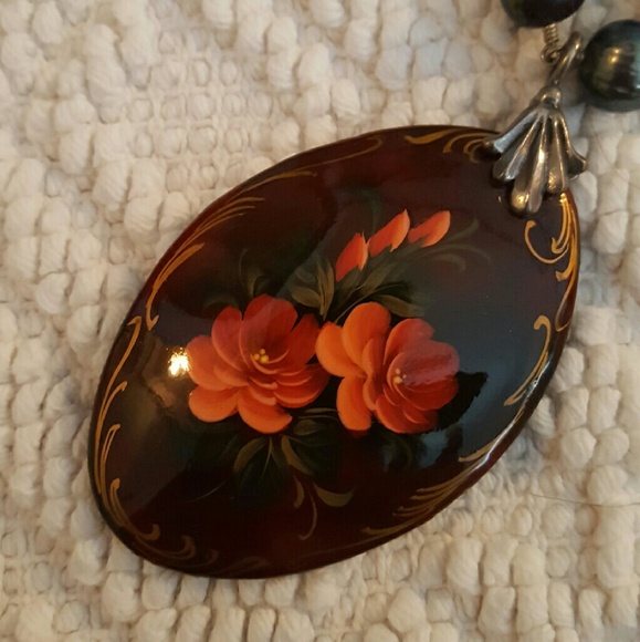 Exex silver pearl and  wood necklace - Picture 2 of 4