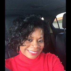 Meet your Posher, Debra