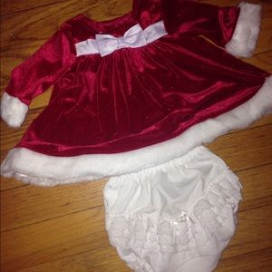 Baby's Christmas dress