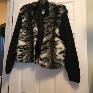 Sweater type jacket with faux fur body