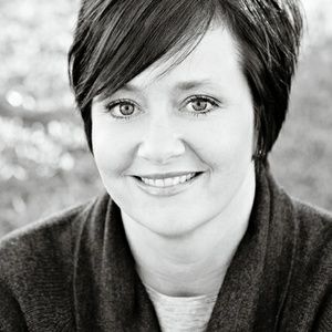 Meet your Posher, Leonor