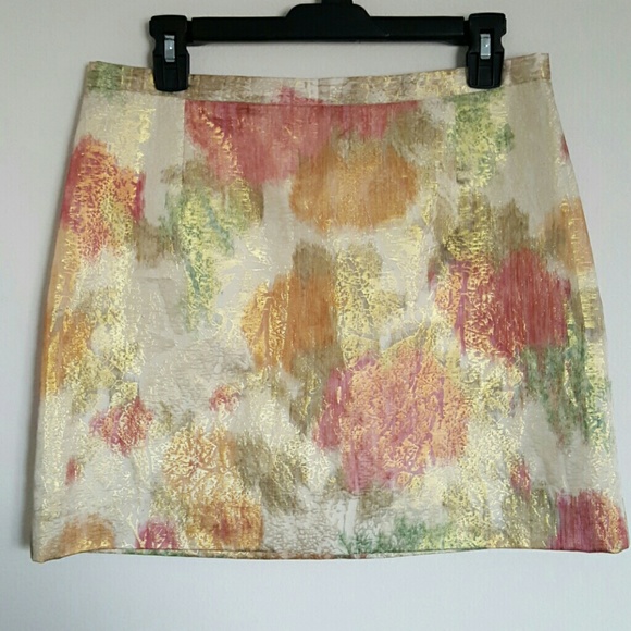 🔵 2 for $15 H&M Floral Skirt