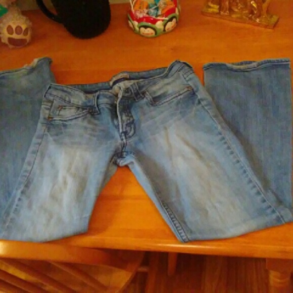 Refuge blue jeans