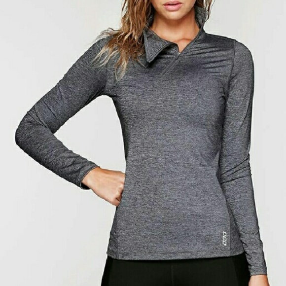 Long sleeve run top