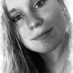 Meet your Posher, Sabrina