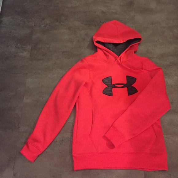 Under Armor Sweatshirt