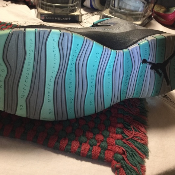 NEW Jordan Retro 10 Lady Liberty - Picture 5 of 8