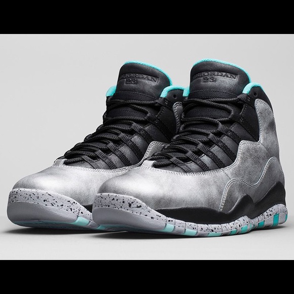 NEW Jordan Retro 10 Lady Liberty - Picture 3 of 8