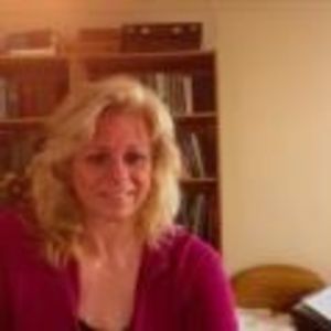 Meet your Posher, Evalyn