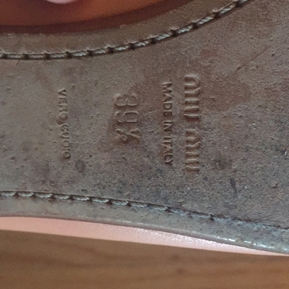 Miu Miu Pointed Flats With Beige Bow - image 3