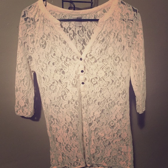 Long sleeve lace top