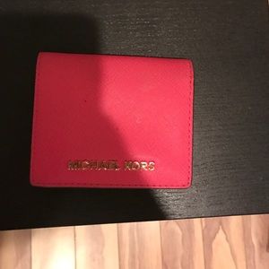 Small Pink Michael Kors Wallet