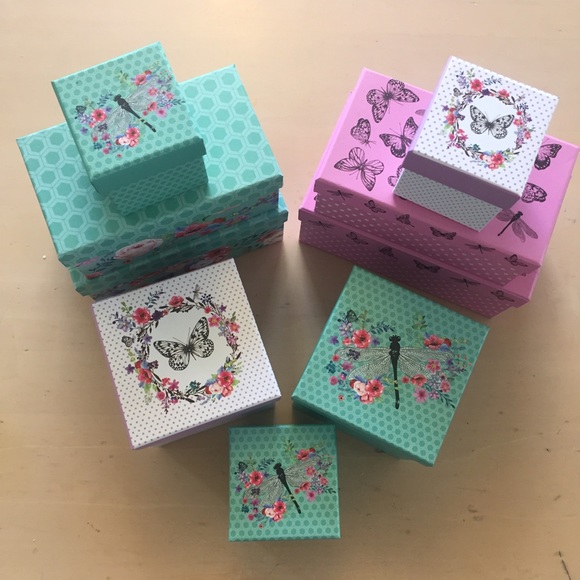 Custom Gift Wrapping! - Picture 2 of 2