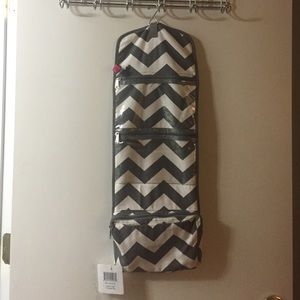 Buck head Bettie's hang up organizer