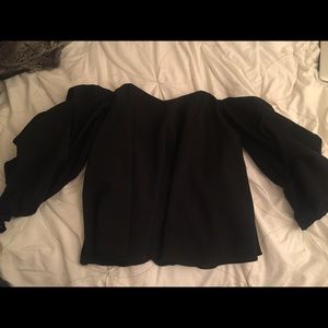 DO+BE off the shoulder top