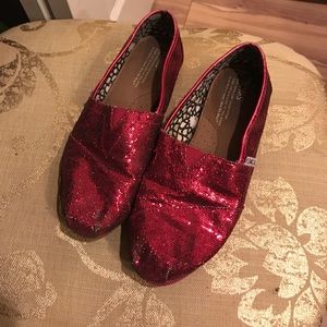 Sparkly Red Toms!