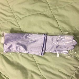 NWT Lilac elbow length satin gloves