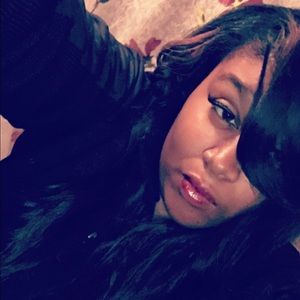 Meet your Posher, Octavia