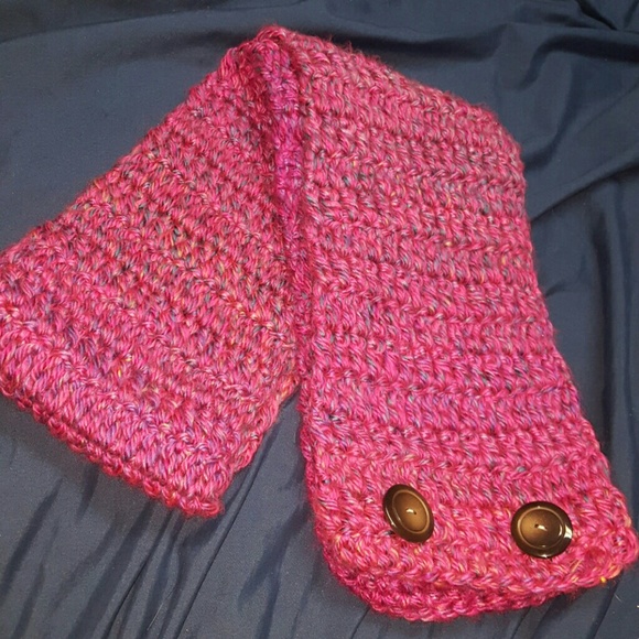 Handmade crochet scarf!!