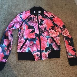 Lululemon Floral jacket secret gardens 6