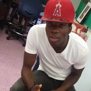 Meet your Posher, D-love