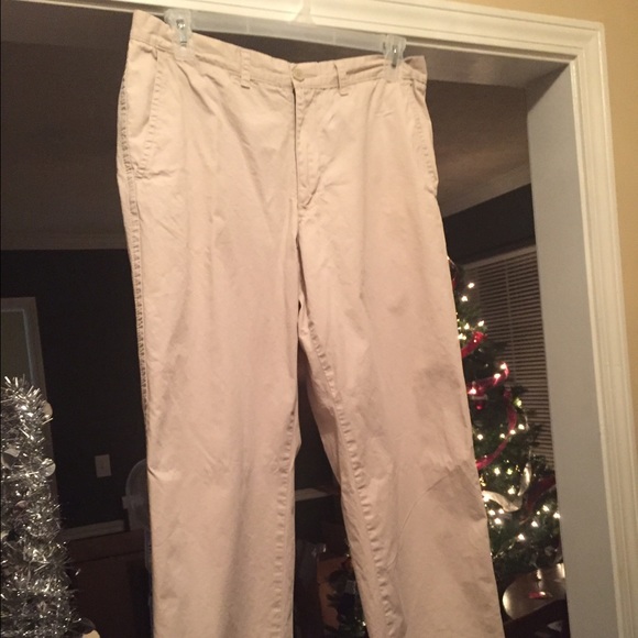 Men Tommy Hilfiger khaki slacks 34/32