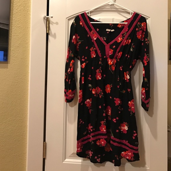 Roxy long sleeve dress. Size M